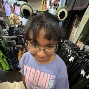 Meet your Posher, Maxie